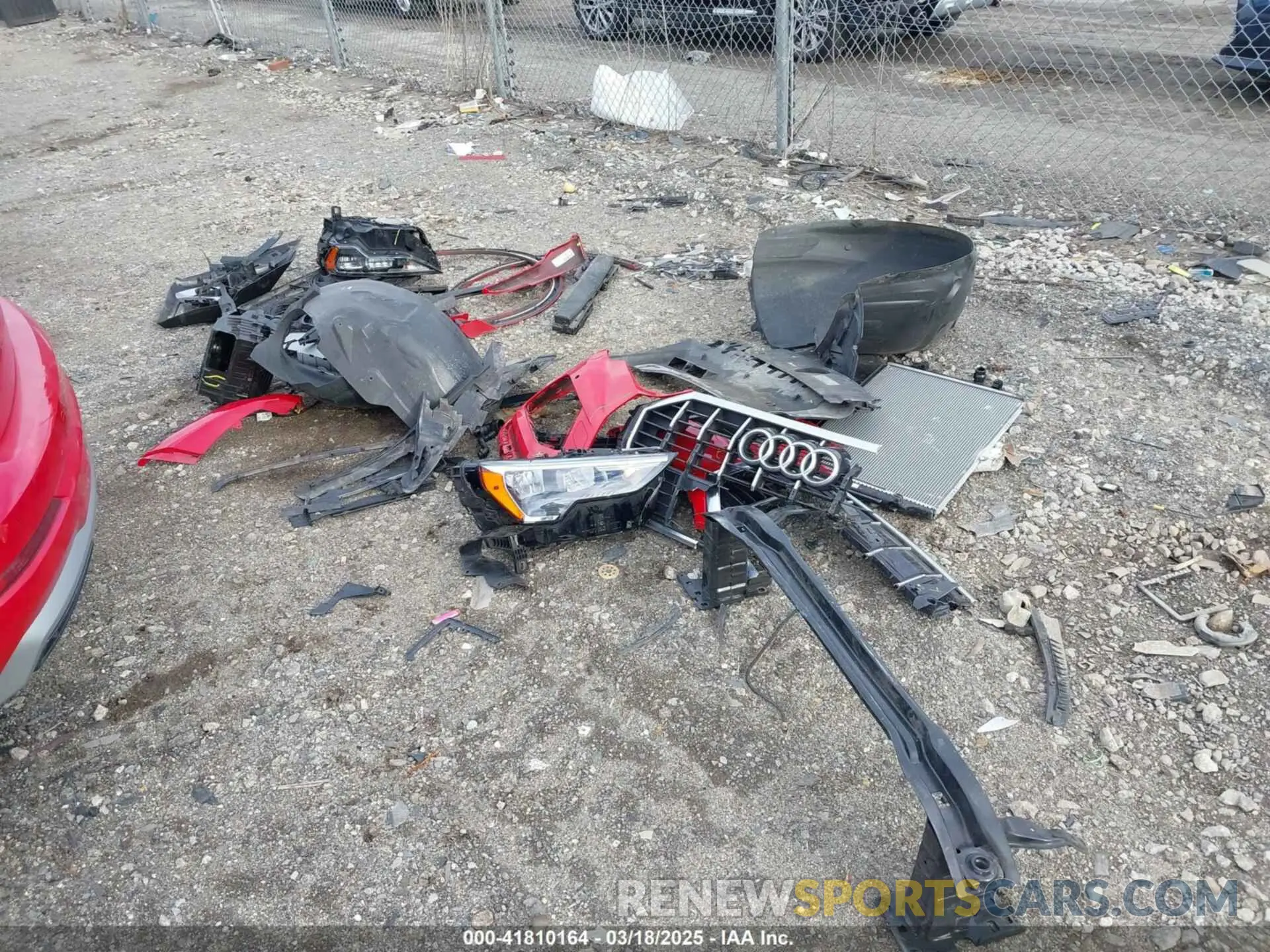 12 Photograph of a damaged car WA1AECF32L1001684 AUDI Q3 2020