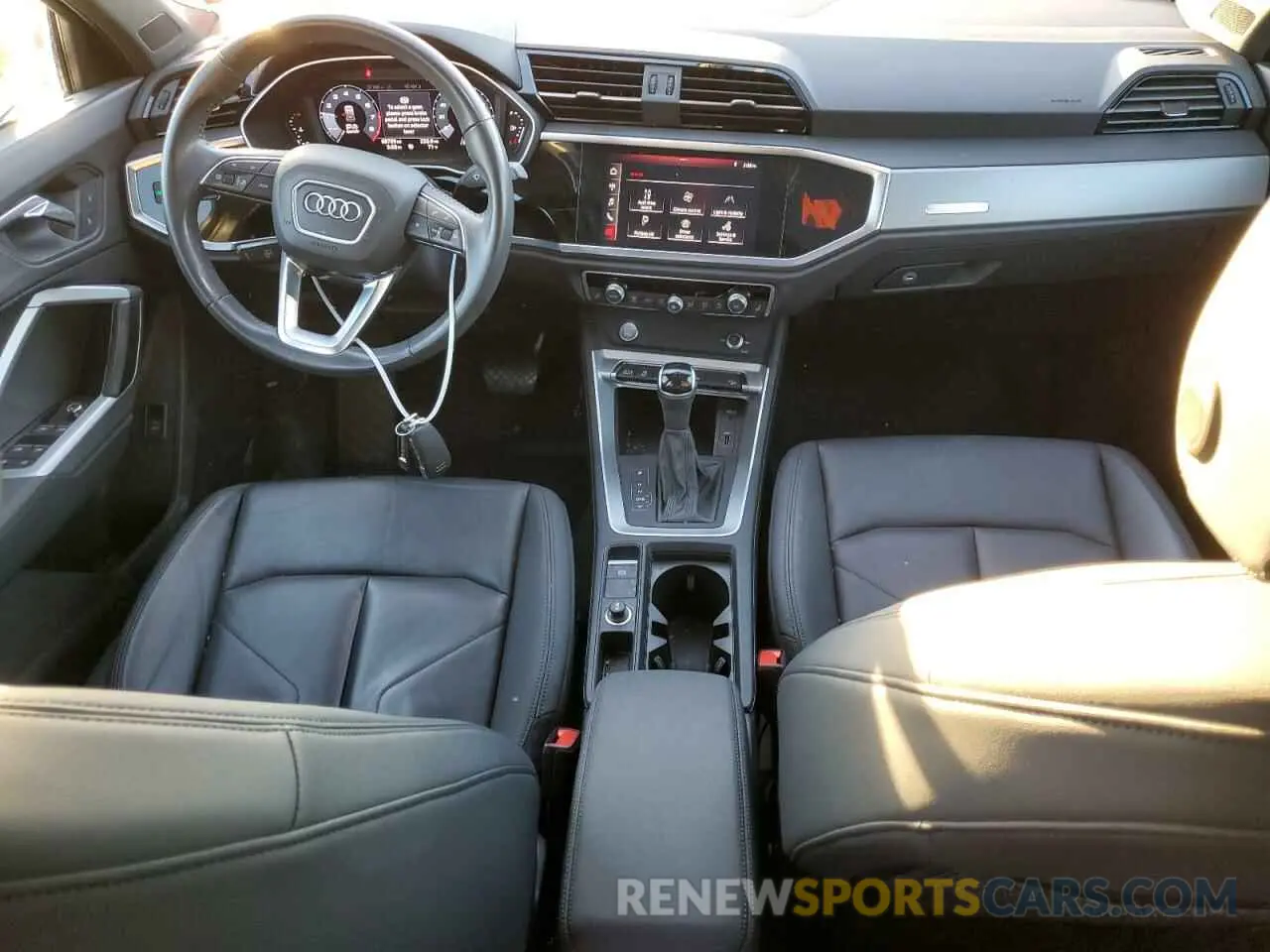 8 Фотография поврежденного автомобиля WA1AECF32L1014287 AUDI Q3 2020