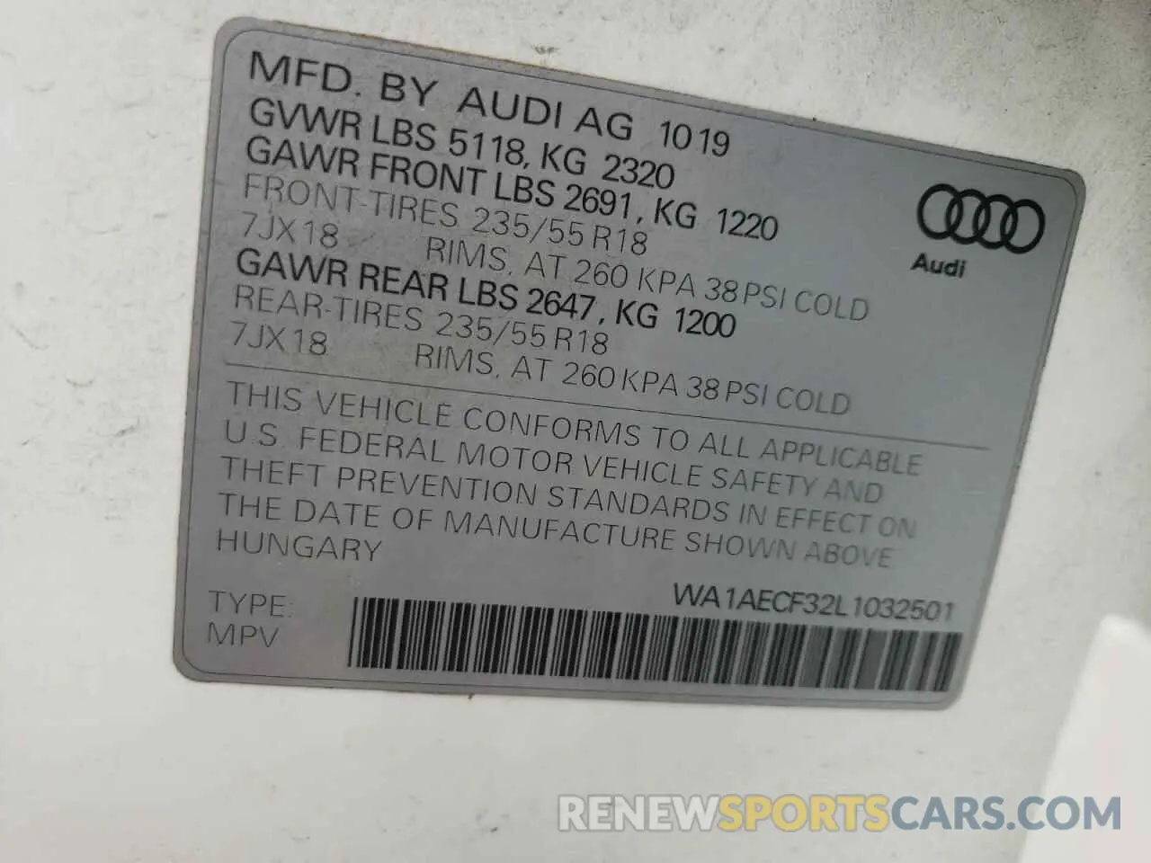 10 Photograph of a damaged car WA1AECF32L1032501 AUDI Q3 2020
