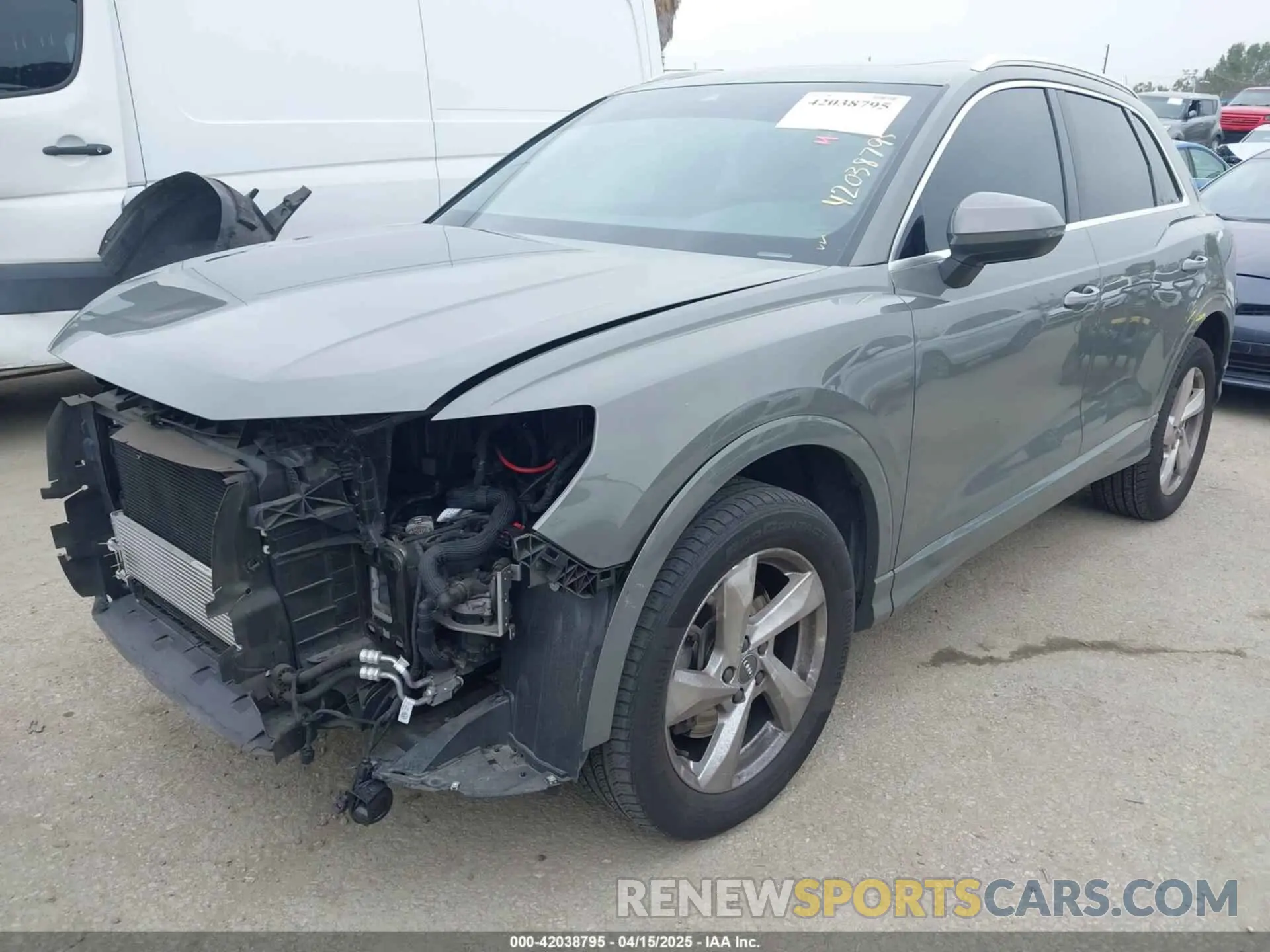 2 Photograph of a damaged car WA1AECF32L1061271 AUDI Q3 2020