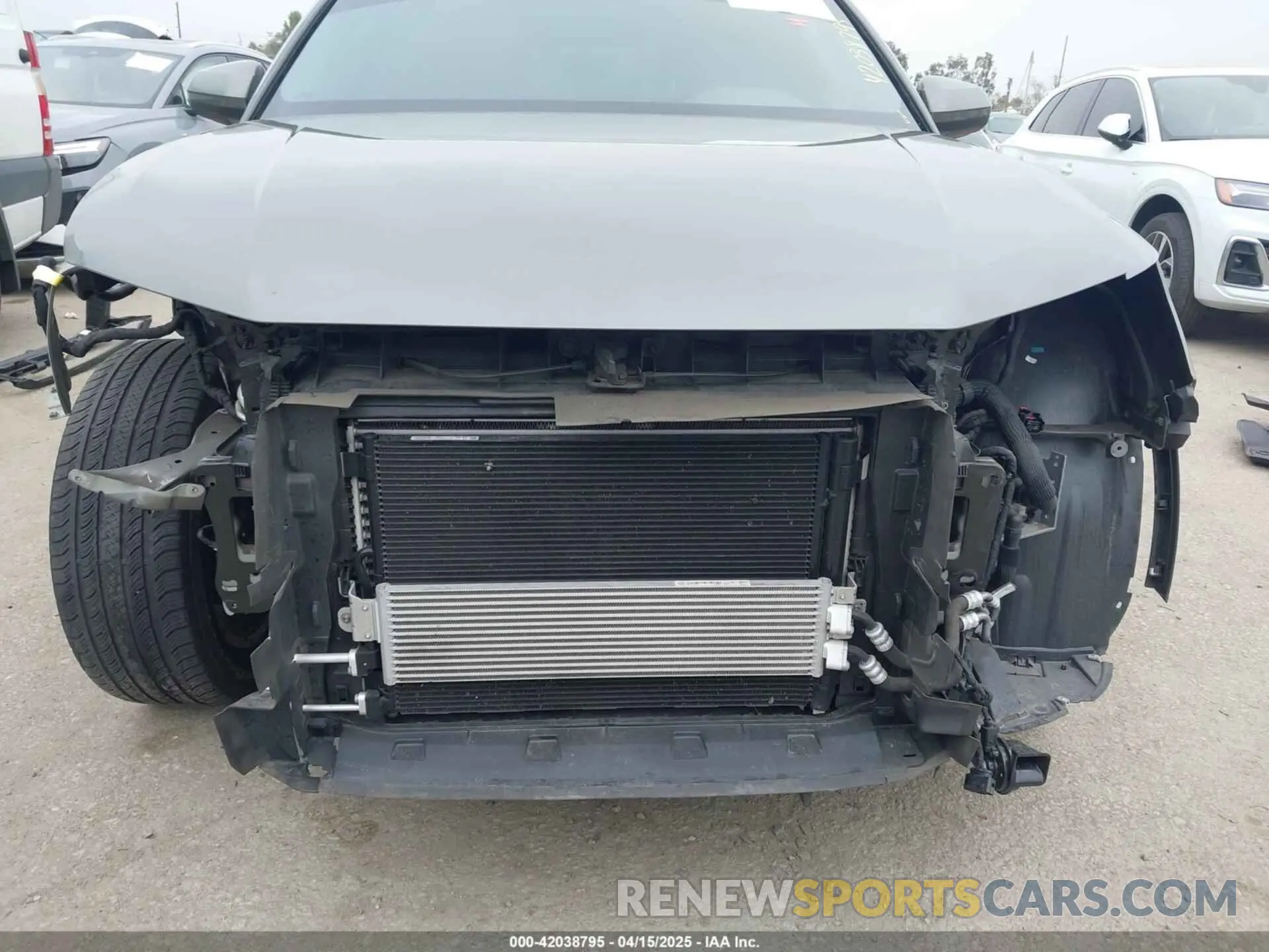 6 Photograph of a damaged car WA1AECF32L1061271 AUDI Q3 2020