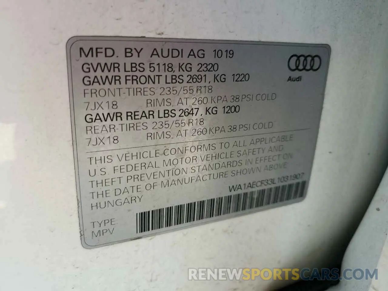 13 Photograph of a damaged car WA1AECF33L1031907 AUDI Q3 2020