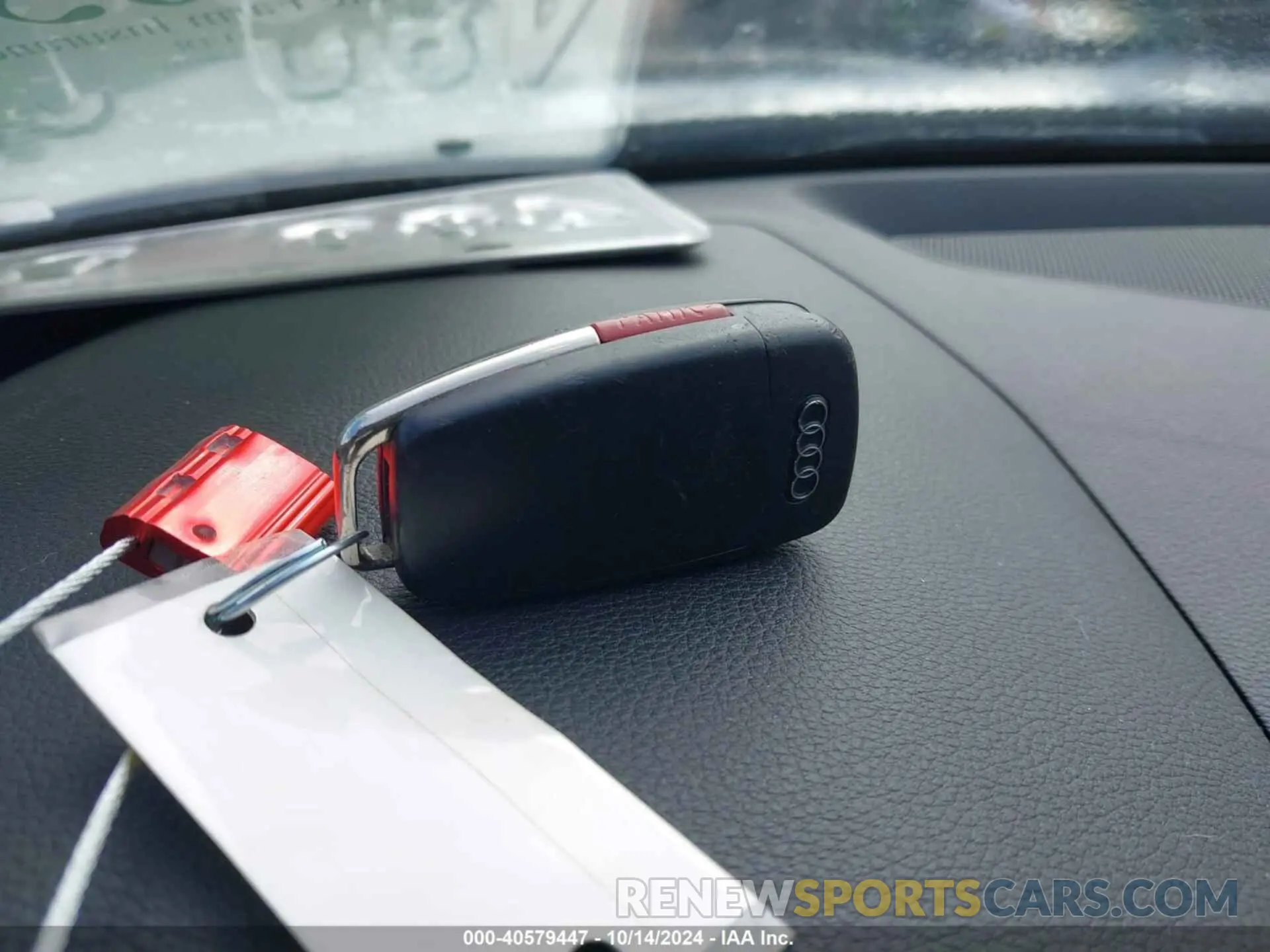 11 Photograph of a damaged car WA1AECF33L1097311 AUDI Q3 2020