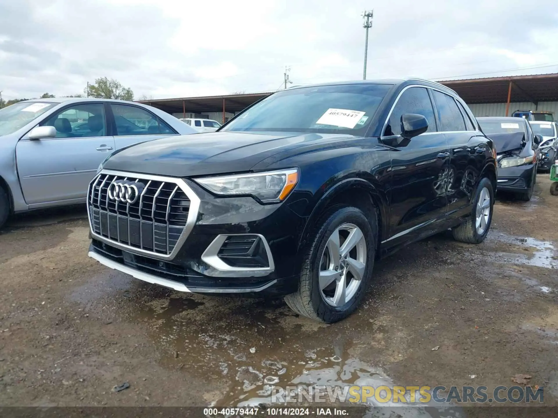 2 Photograph of a damaged car WA1AECF33L1097311 AUDI Q3 2020