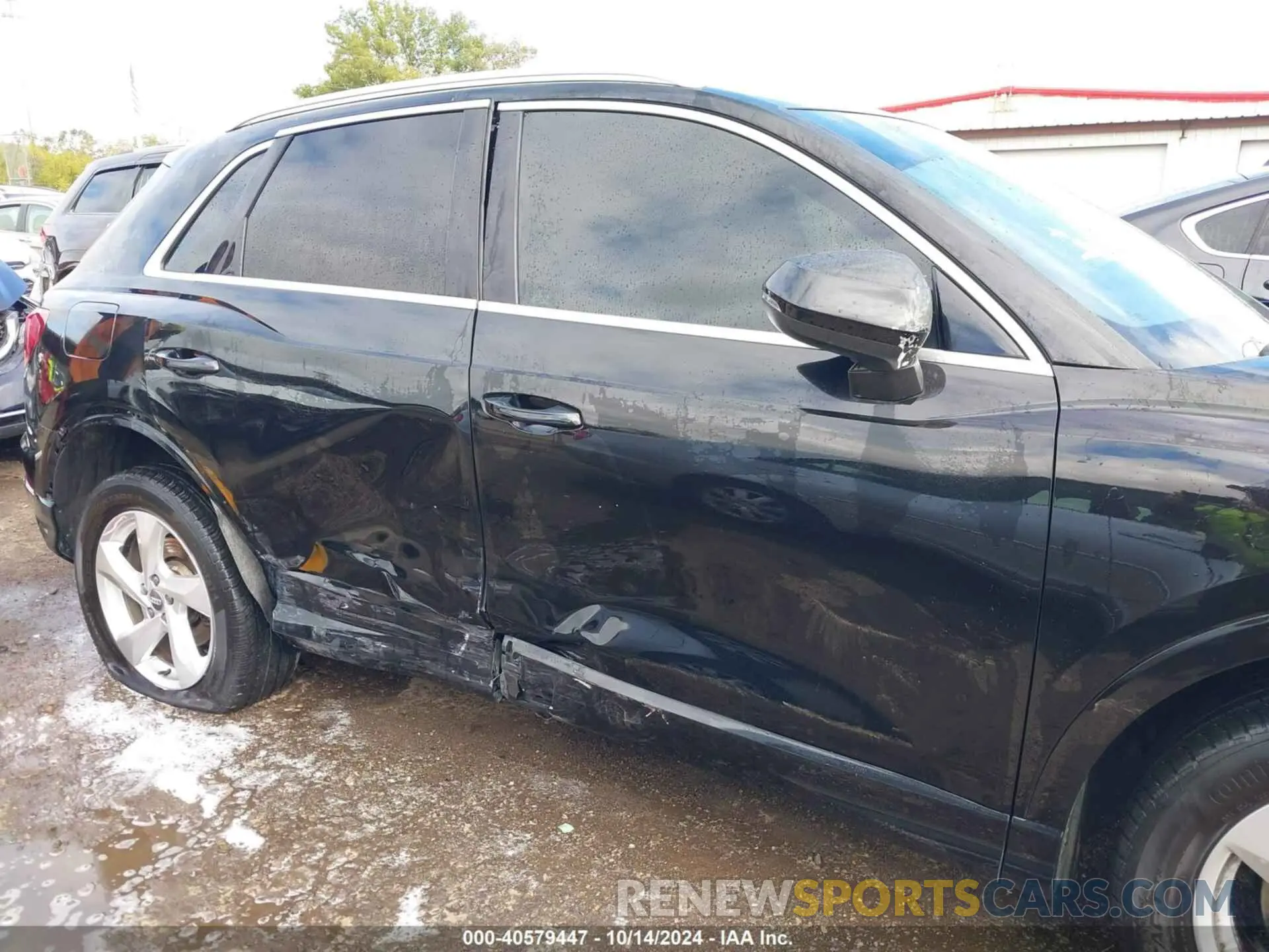 6 Photograph of a damaged car WA1AECF33L1097311 AUDI Q3 2020