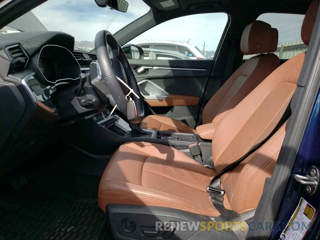 7 Фотография поврежденного автомобиля WA1AECF33L1102054 AUDI Q3 2020