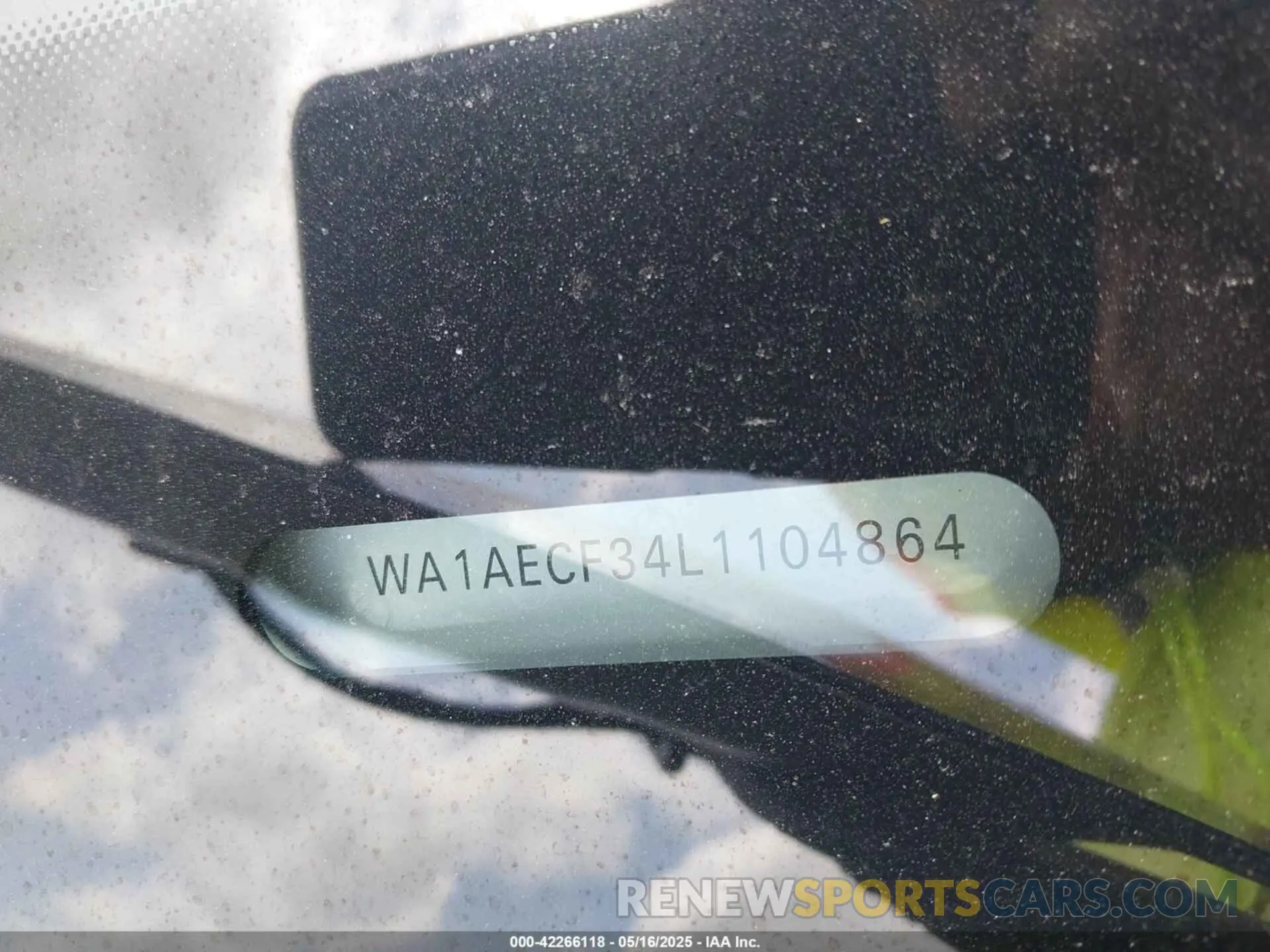 9 Photograph of a damaged car WA1AECF34L1104864 AUDI Q3 2020