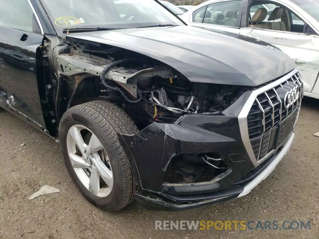 9 Фотография поврежденного автомобиля WA1AECF35L1026806 AUDI Q3 2020