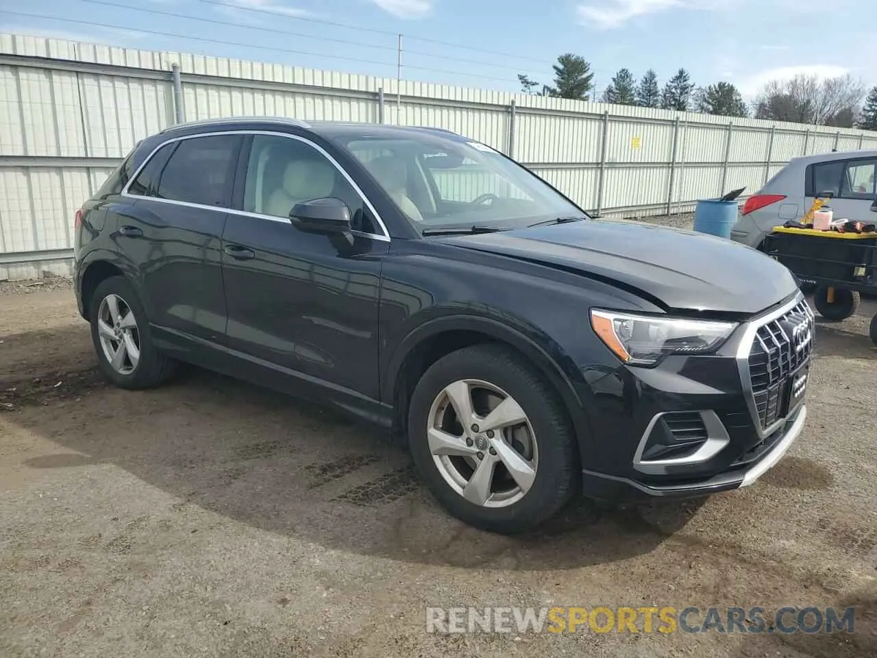 4 Фотография поврежденного автомобиля WA1AECF35L1035909 AUDI Q3 2020
