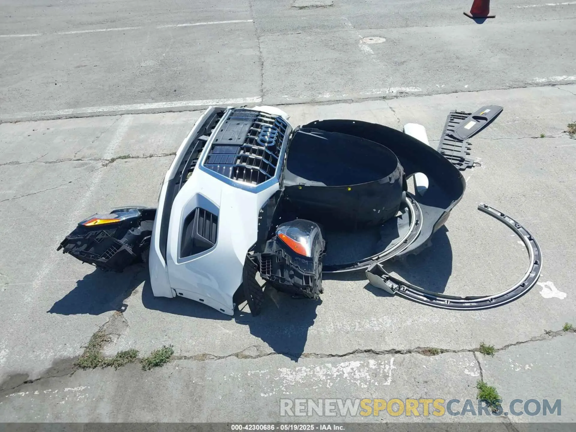 12 Фотография поврежденного автомобиля WA1AECF36L1045753 AUDI Q3 2020