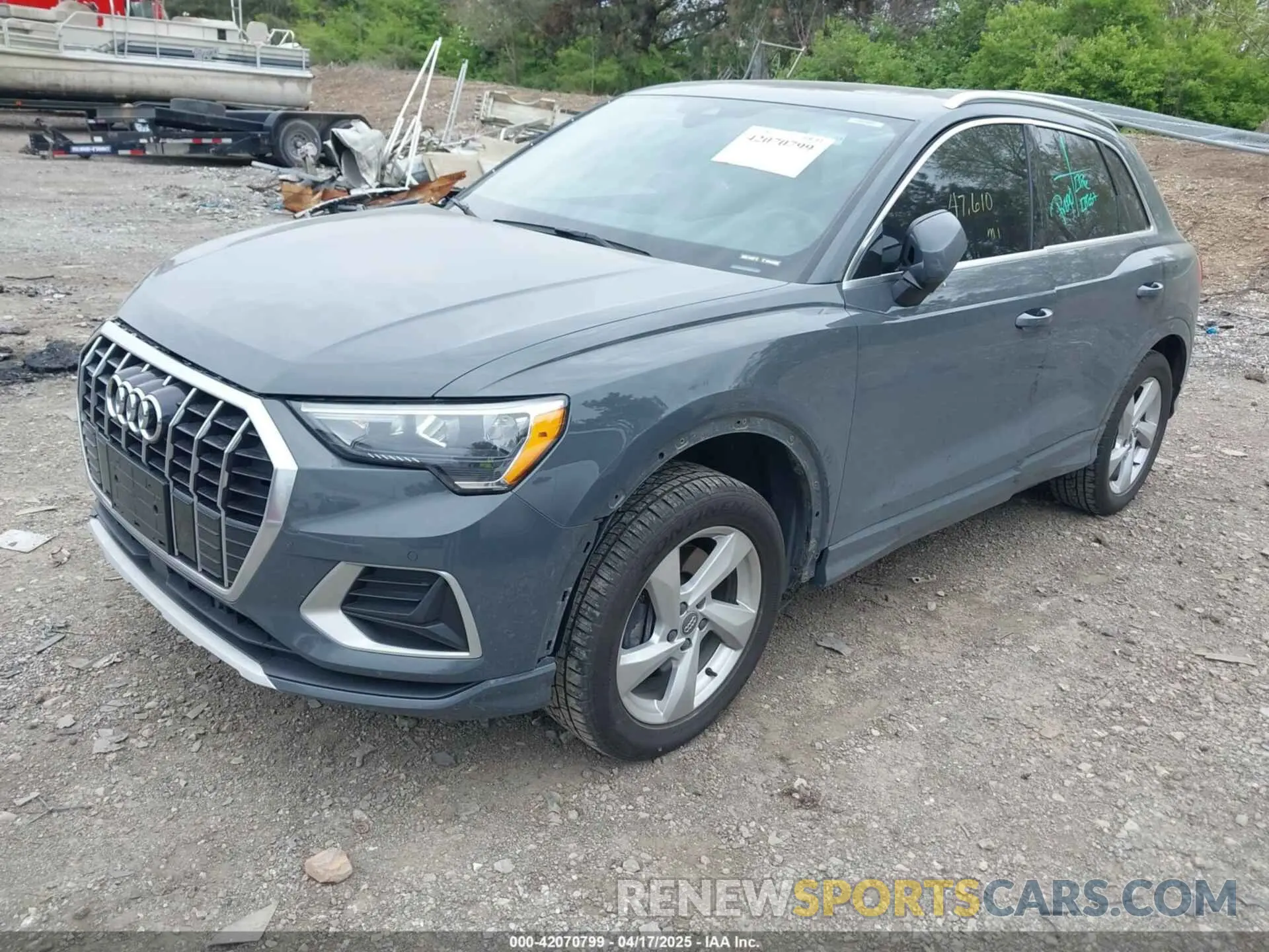 2 Фотография поврежденного автомобиля WA1AECF36L1083306 AUDI Q3 2020