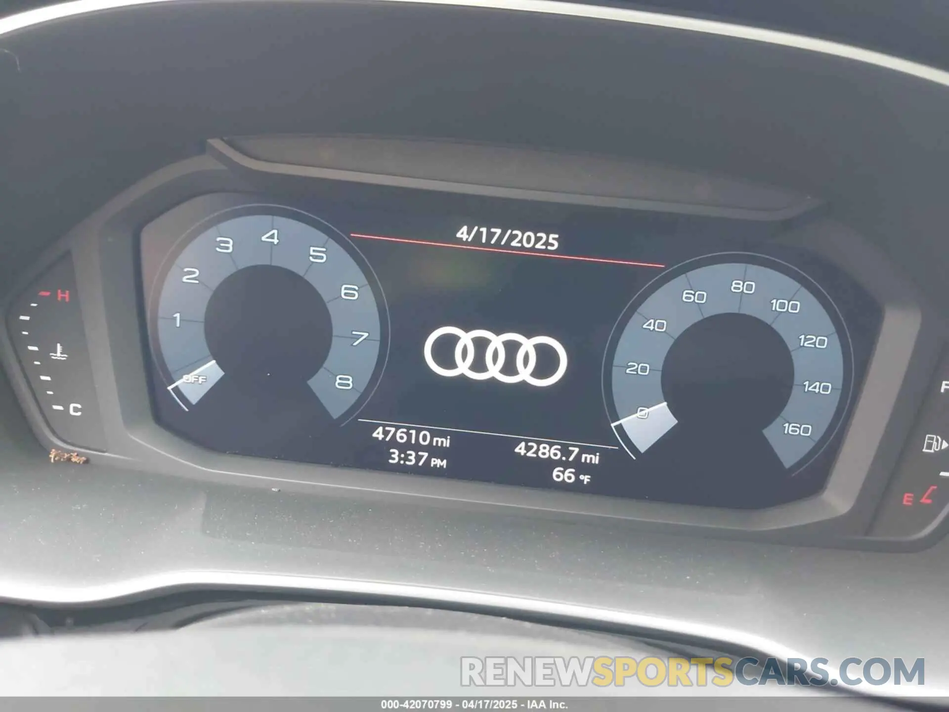 7 Фотография поврежденного автомобиля WA1AECF36L1083306 AUDI Q3 2020