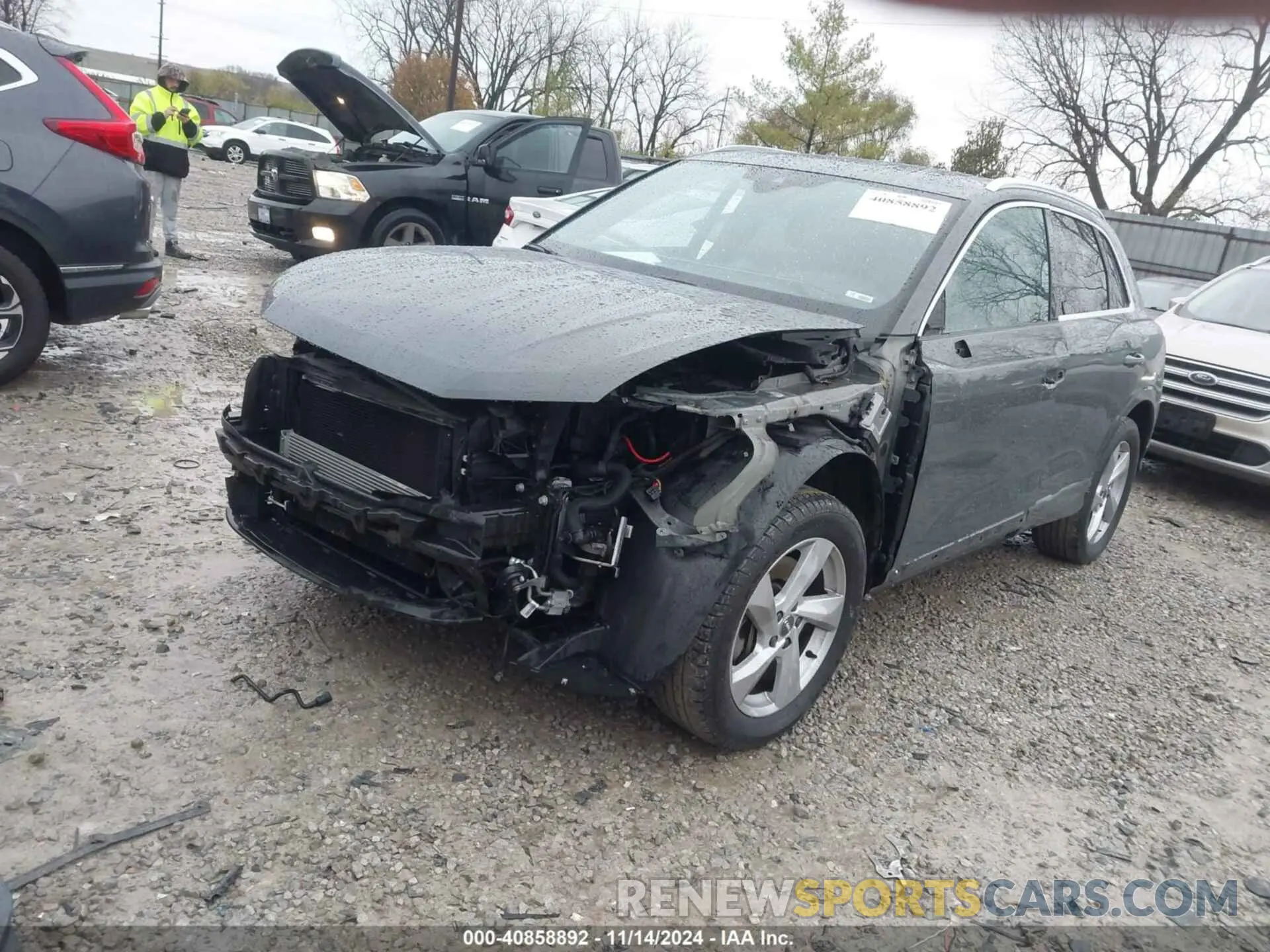 2 Photograph of a damaged car WA1AECF37L1011675 AUDI Q3 2020