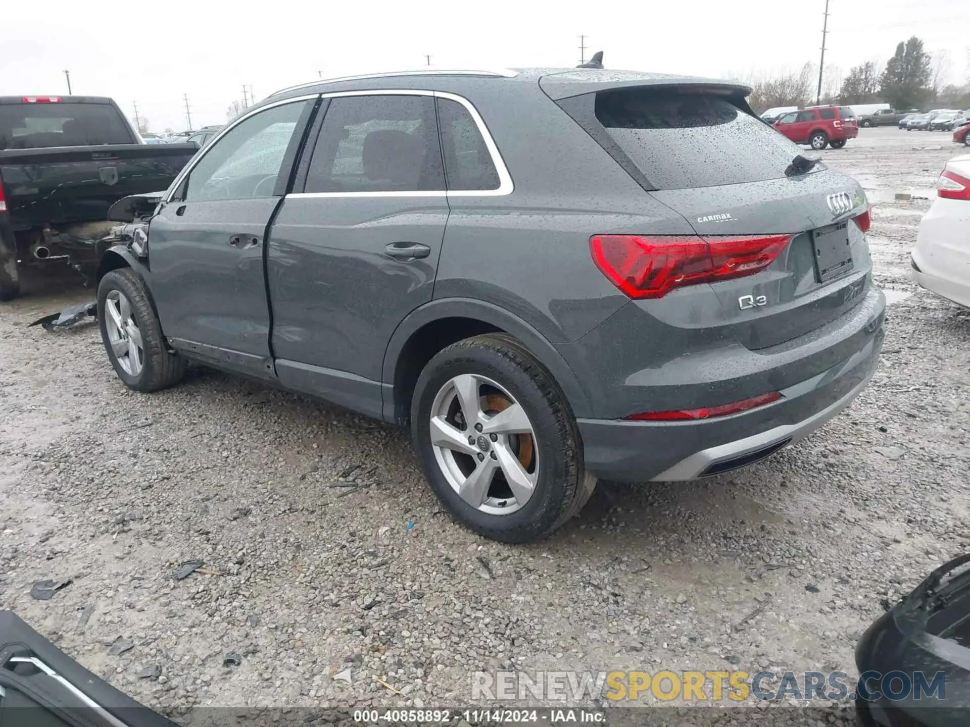 3 Photograph of a damaged car WA1AECF37L1011675 AUDI Q3 2020