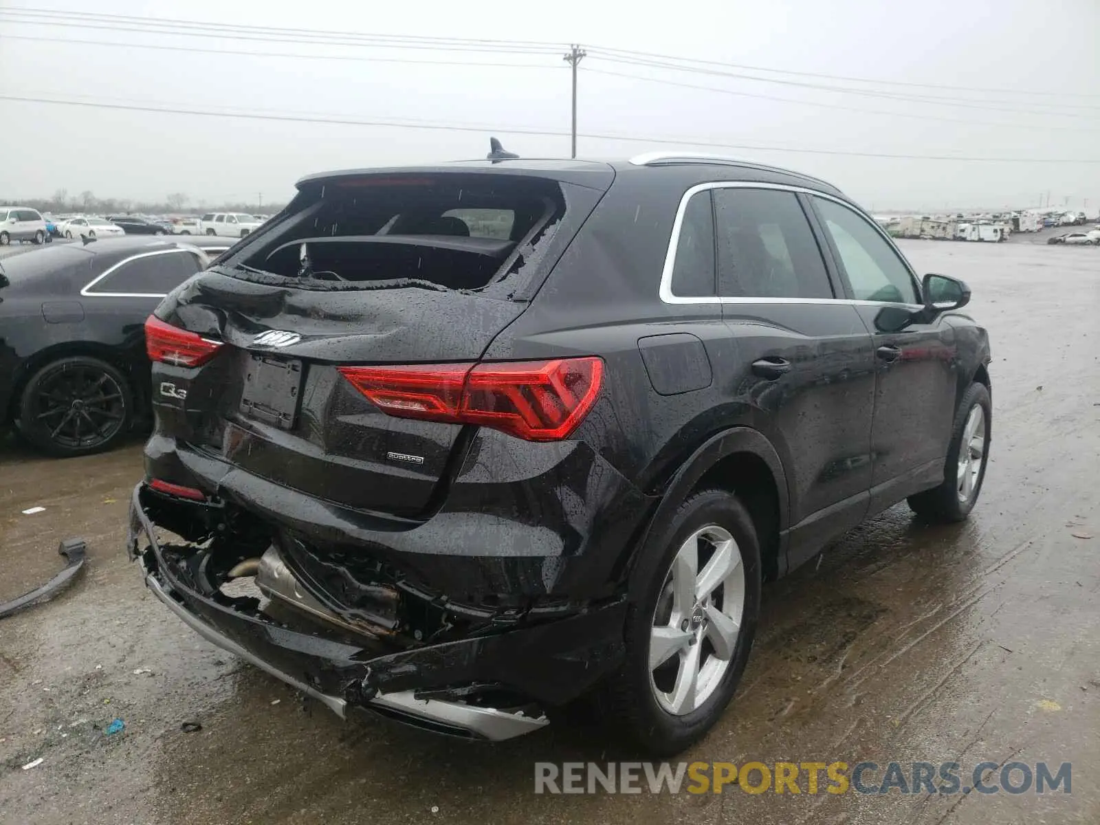 4 Photograph of a damaged car WA1AECF38L1026251 AUDI Q3 2020
