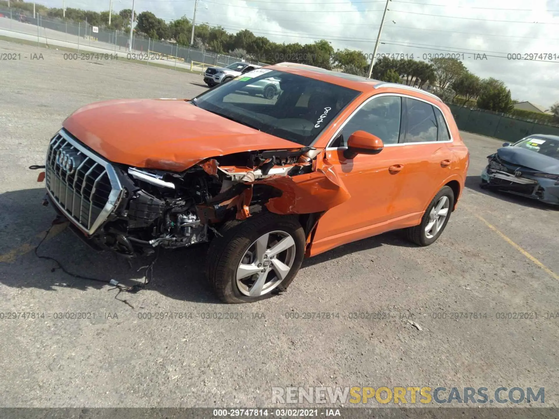 2 Photograph of a damaged car WA1AECF38L1108626 AUDI Q3 2020