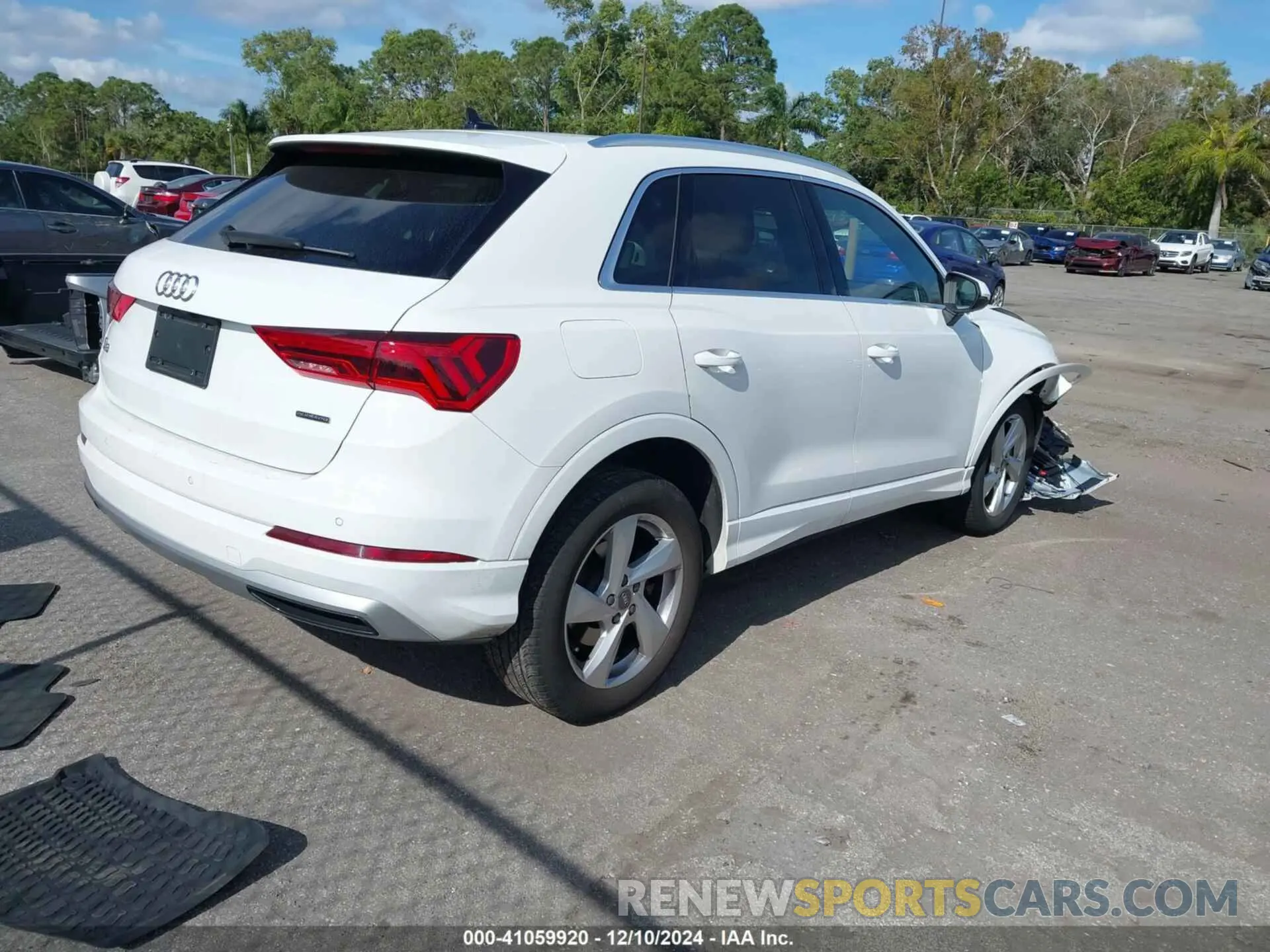 4 Фотография поврежденного автомобиля WA1AECF39L1092033 AUDI Q3 2020