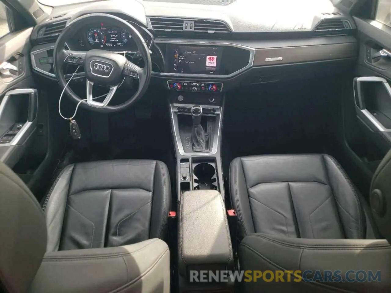 8 Фотография поврежденного автомобиля WA1BECF31L1050685 AUDI Q3 2020