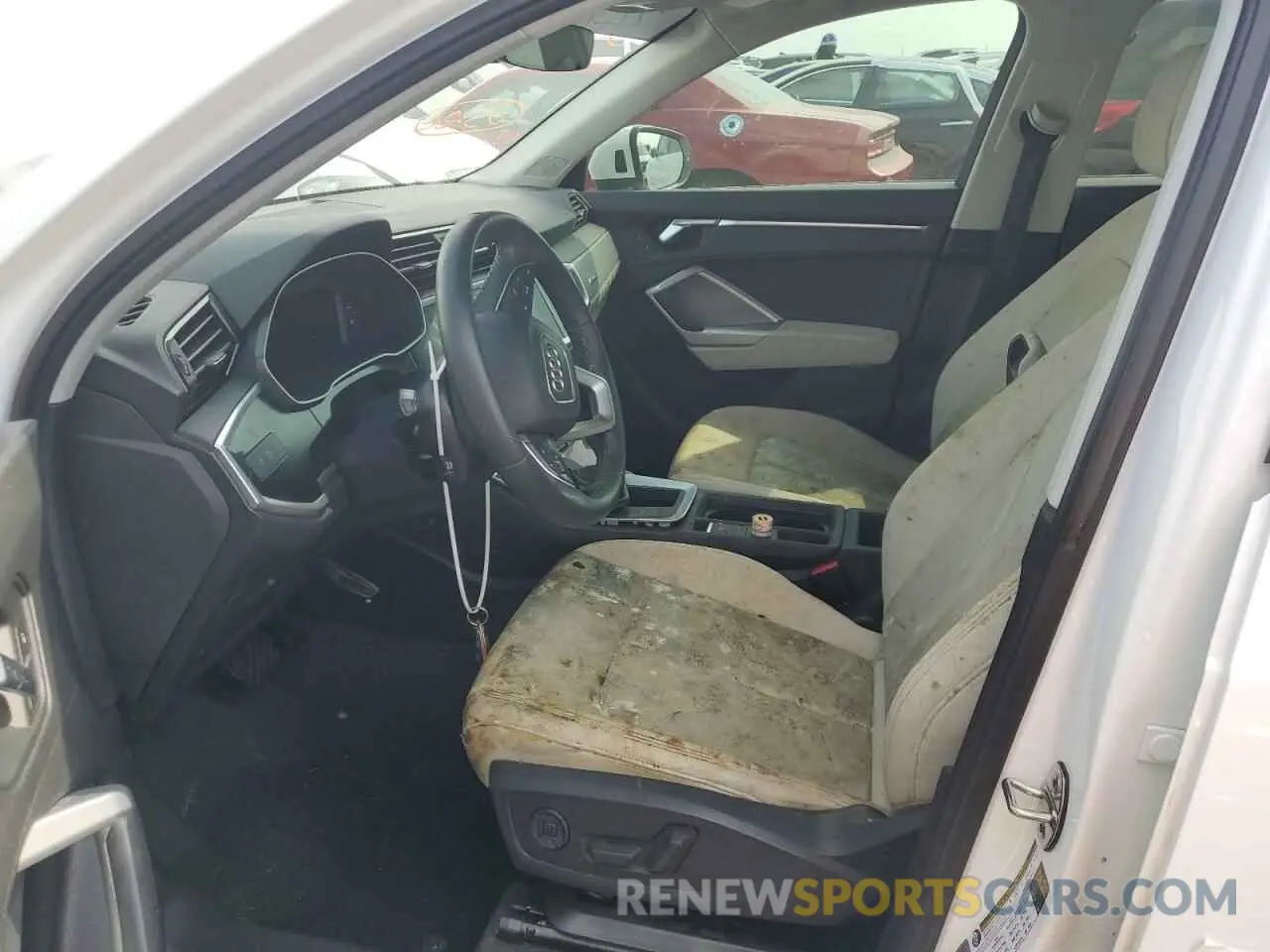 7 Photograph of a damaged car WA1BECF34L1027871 AUDI Q3 2020