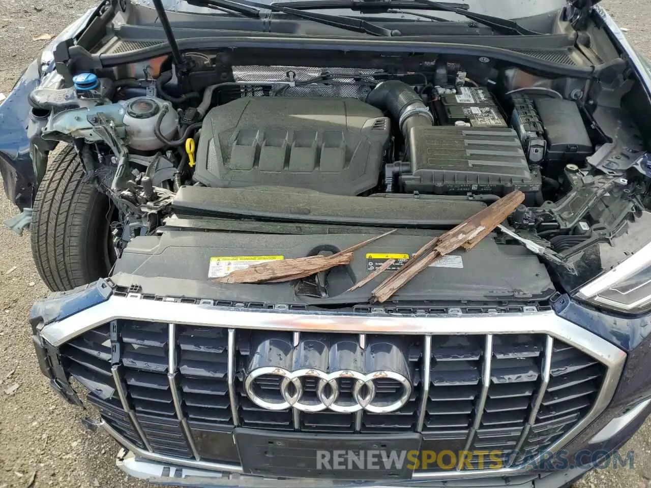 12 Photograph of a damaged car WA1BECF35L1019309 AUDI Q3 2020