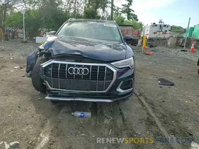 14 Photograph of a damaged car WA1BECF35L1019309 AUDI Q3 2020