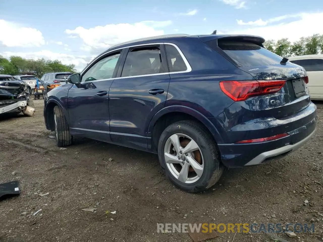 2 Photograph of a damaged car WA1BECF35L1019309 AUDI Q3 2020