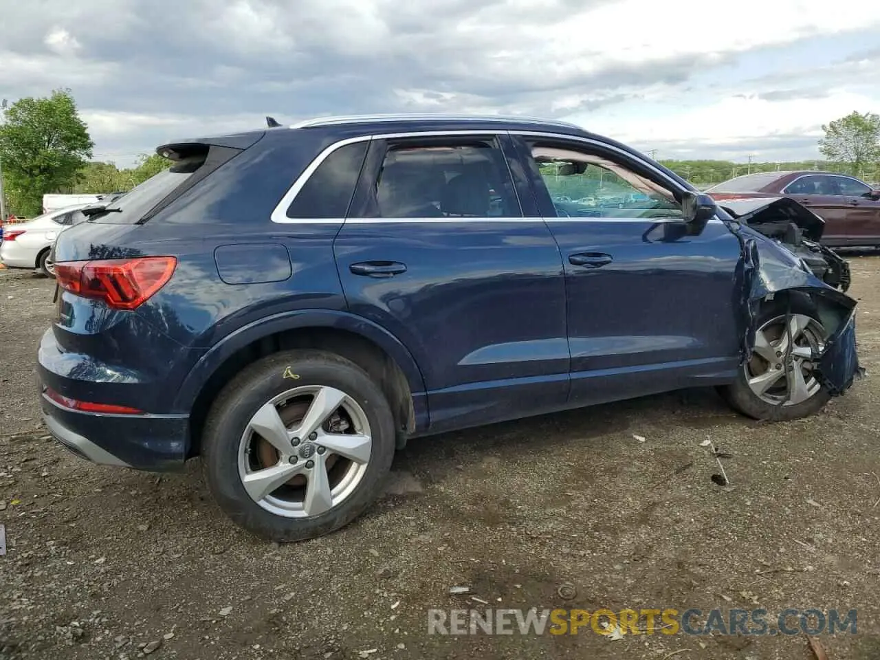 3 Photograph of a damaged car WA1BECF35L1019309 AUDI Q3 2020