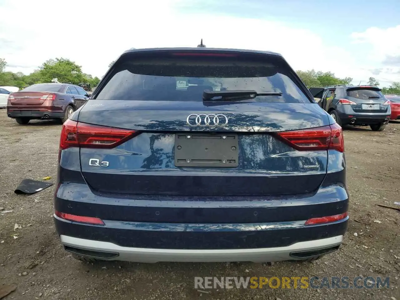 6 Photograph of a damaged car WA1BECF35L1019309 AUDI Q3 2020