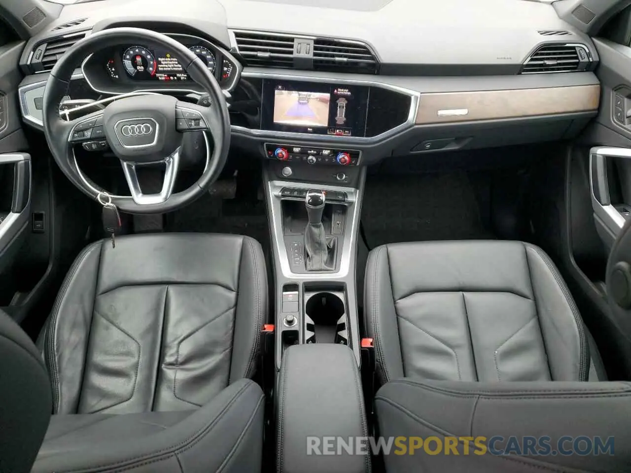 8 Photograph of a damaged car WA1BECF37L1081164 AUDI Q3 2020