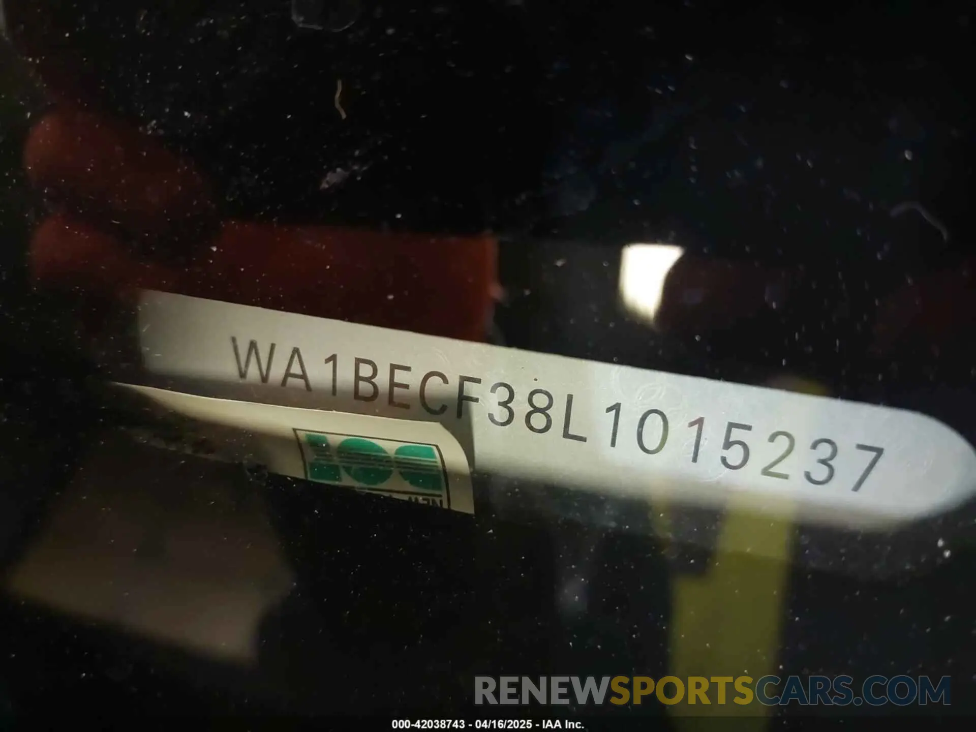 19 Фотография поврежденного автомобиля WA1BECF38L1015237 AUDI Q3 2020