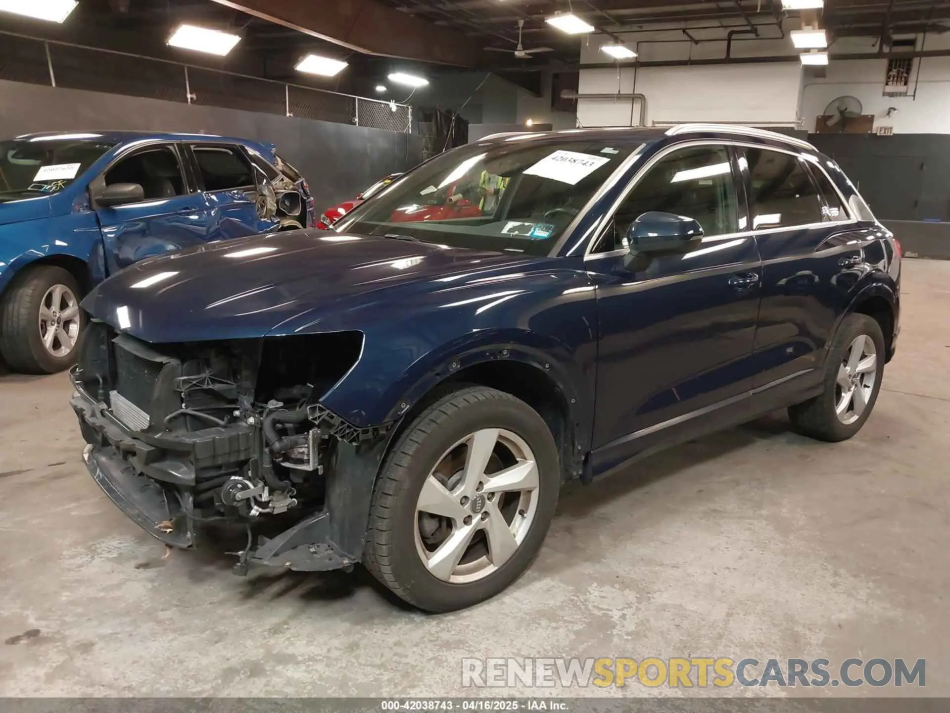 2 Фотография поврежденного автомобиля WA1BECF38L1015237 AUDI Q3 2020