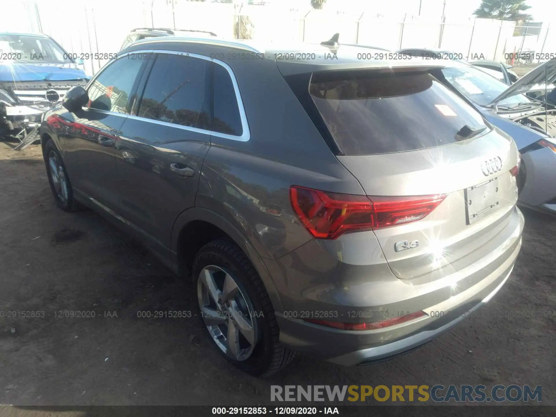 3 Фотография поврежденного автомобиля WA1BECF39L1019328 AUDI Q3 2020