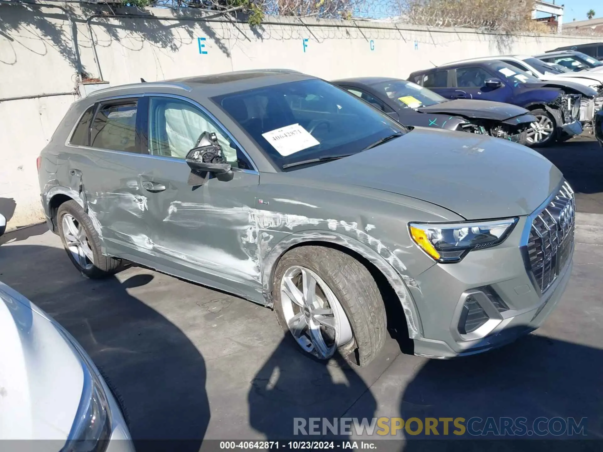 1 Фотография поврежденного автомобиля WA1DECF35L1103123 AUDI Q3 2020