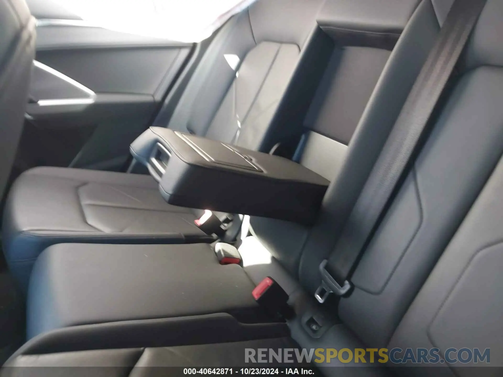 8 Фотография поврежденного автомобиля WA1DECF35L1103123 AUDI Q3 2020