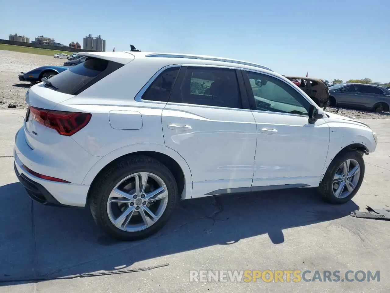 3 Фотография поврежденного автомобиля WA1DECF36L1016976 AUDI Q3 2020