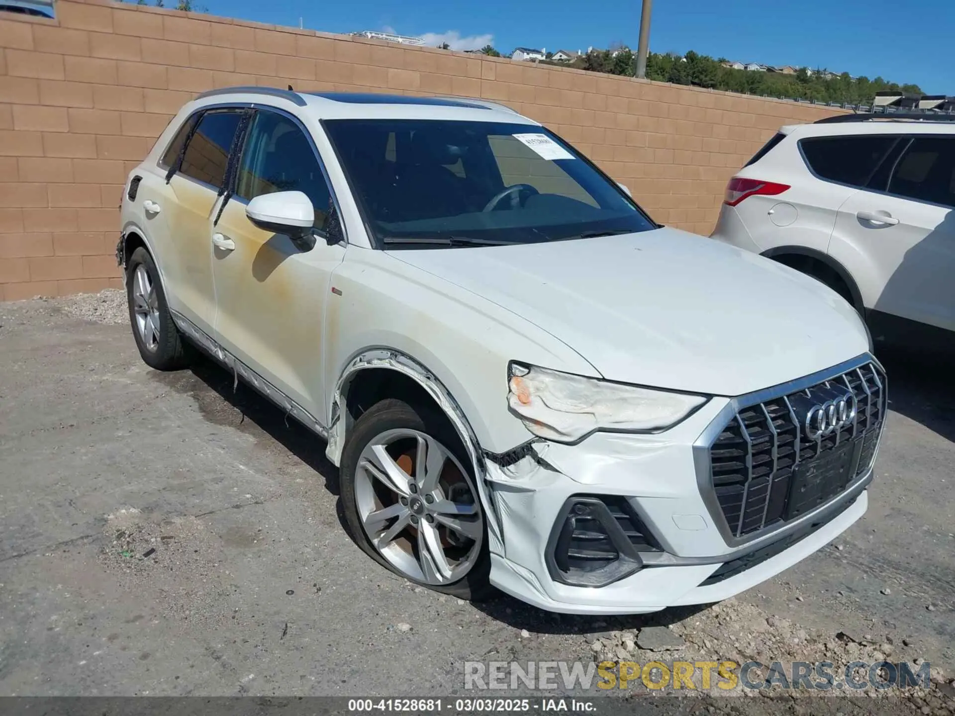 1 Фотография поврежденного автомобиля WA1DECF37L1012192 AUDI Q3 2020