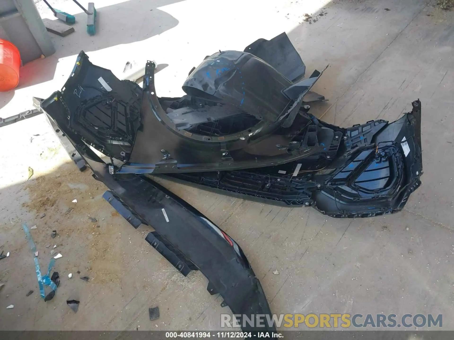 12 Photograph of a damaged car WA1DECF38L1023458 AUDI Q3 2020