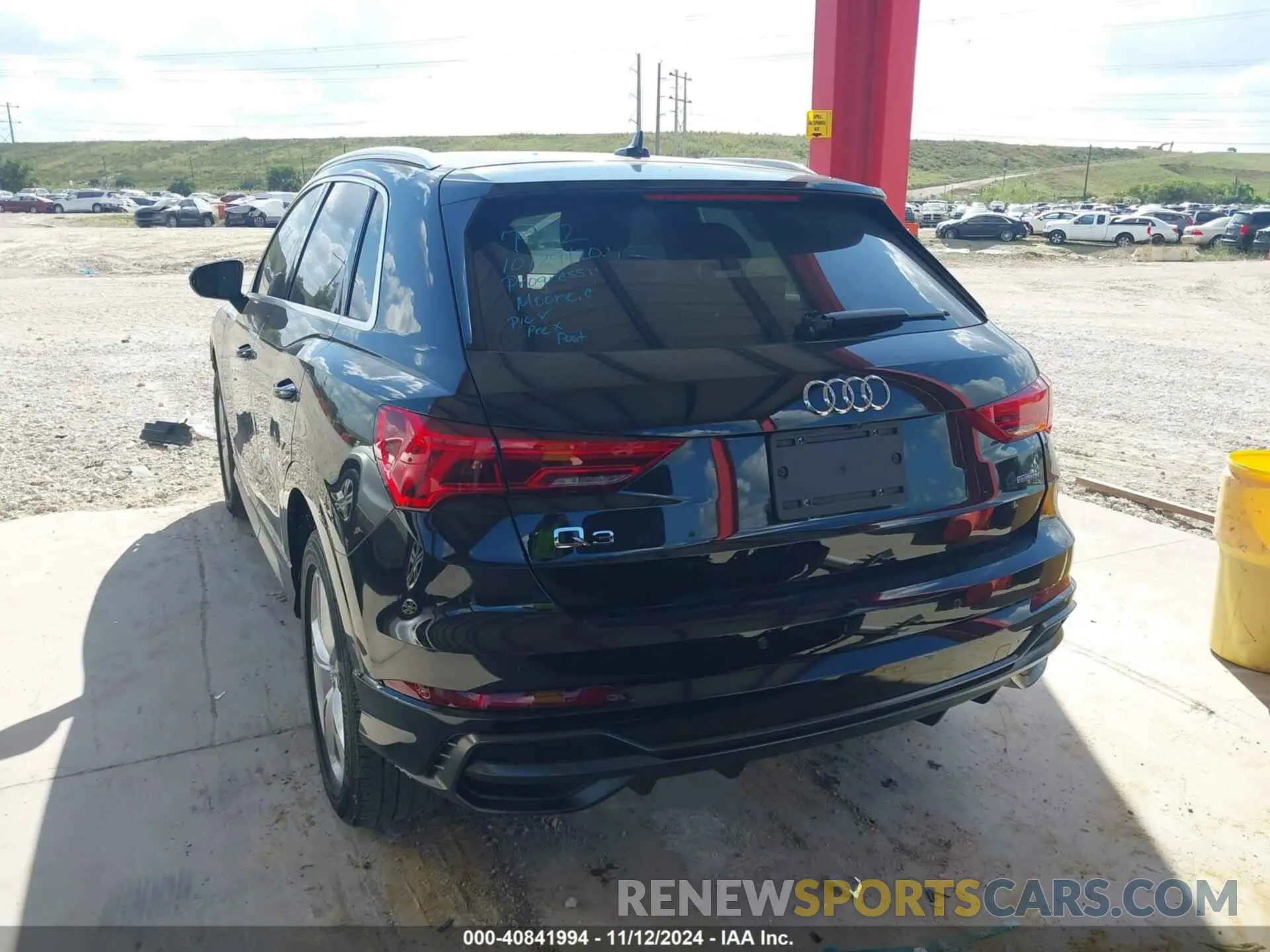 3 Photograph of a damaged car WA1DECF38L1023458 AUDI Q3 2020