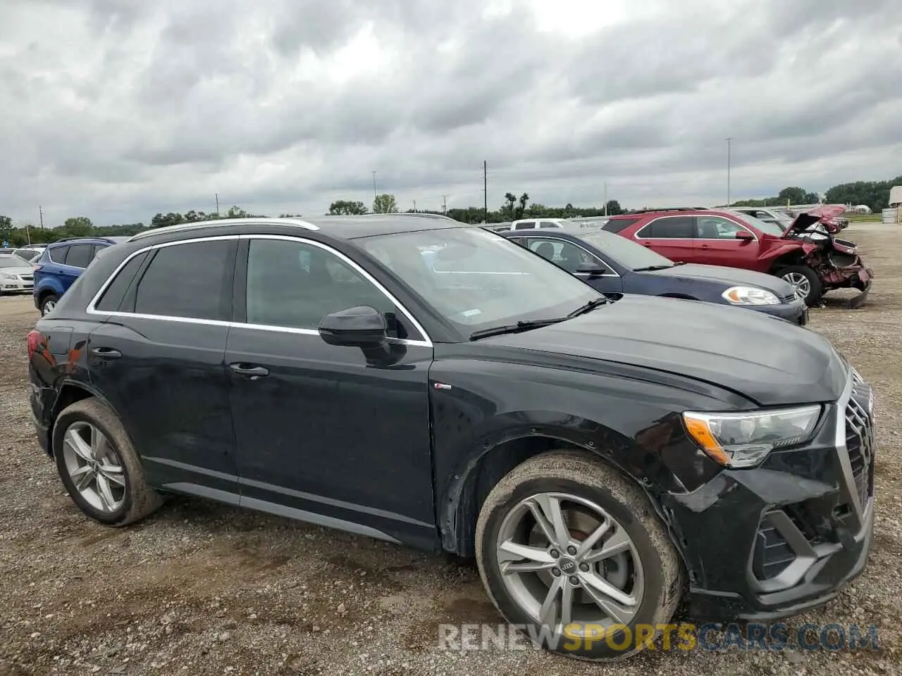 4 Фотография поврежденного автомобиля WA1DECF3XL1017127 AUDI Q3 2020