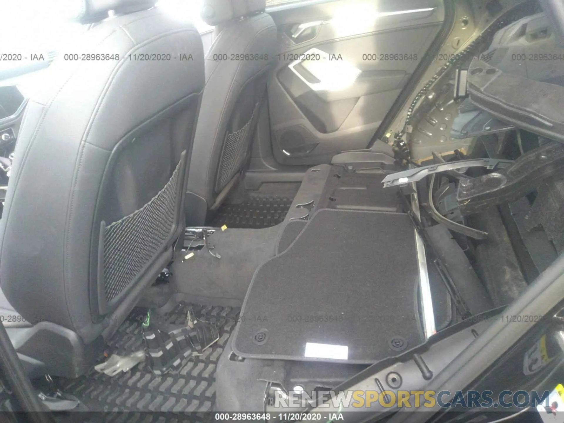 8 Photograph of a damaged car WA1EECF30L1116916 AUDI Q3 2020