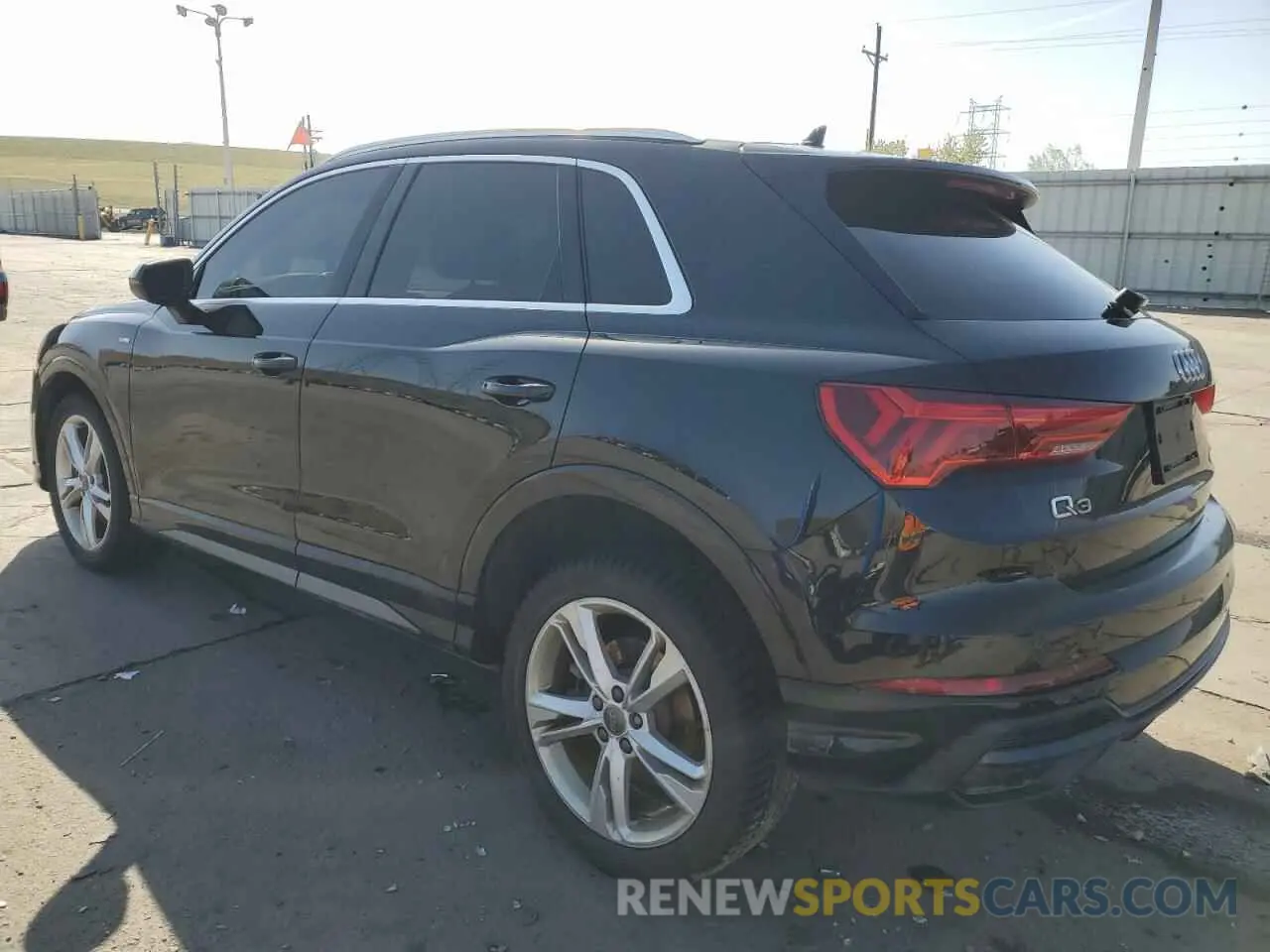 2 Photograph of a damaged car WA1EECF36L1040120 AUDI Q3 2020