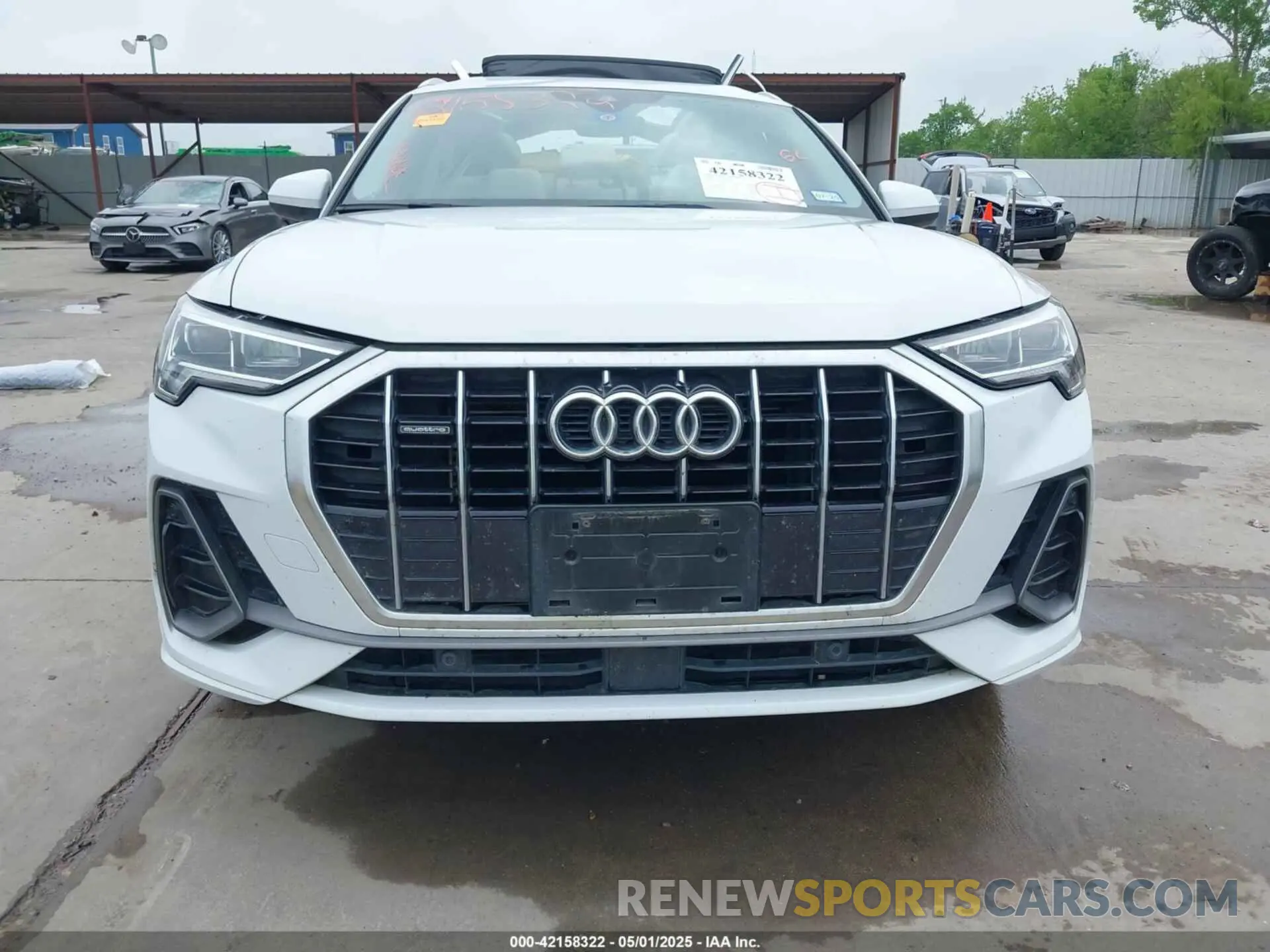 11 Фотография поврежденного автомобиля WA1EECF37L1078293 AUDI Q3 2020