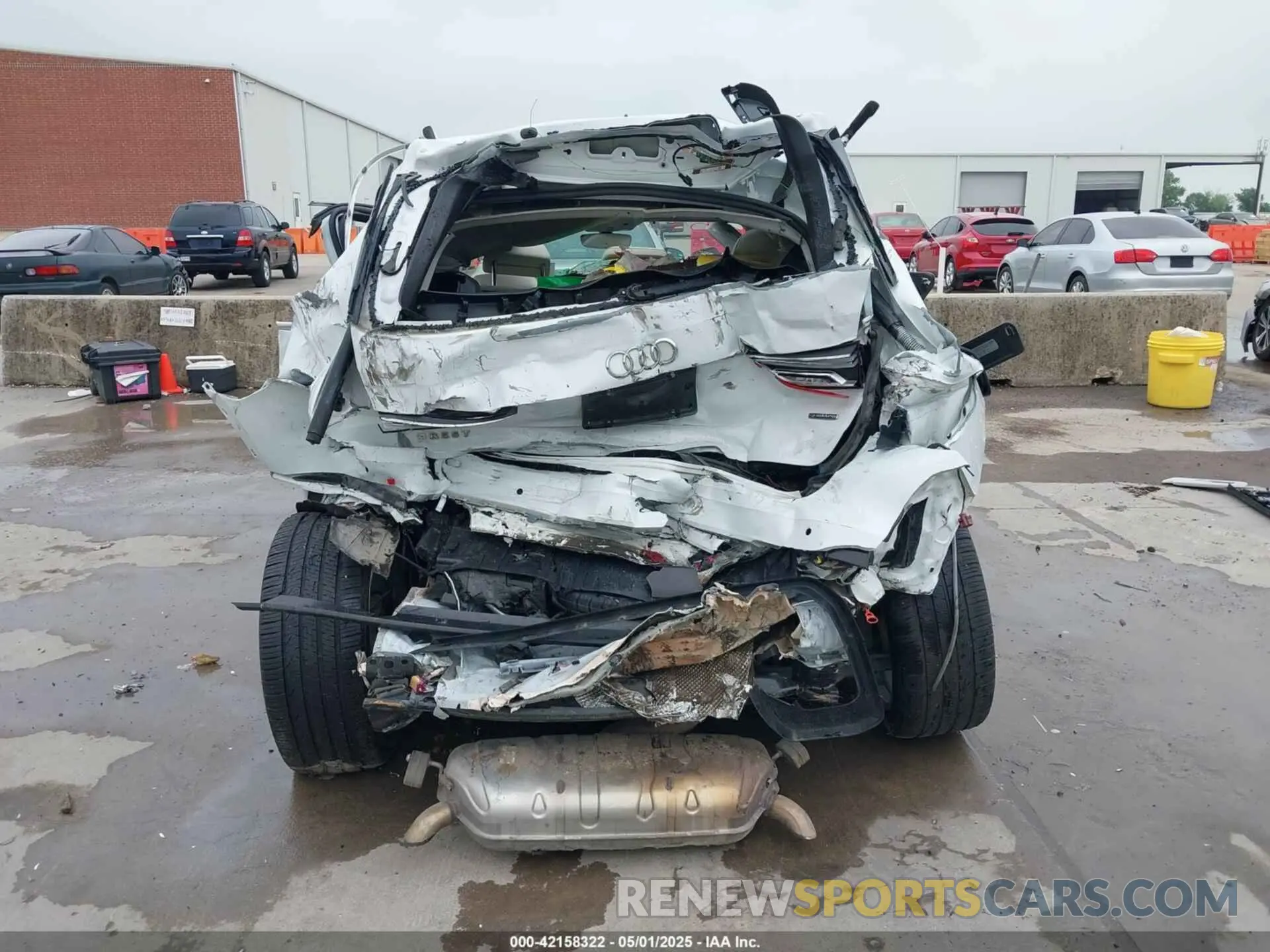 15 Фотография поврежденного автомобиля WA1EECF37L1078293 AUDI Q3 2020