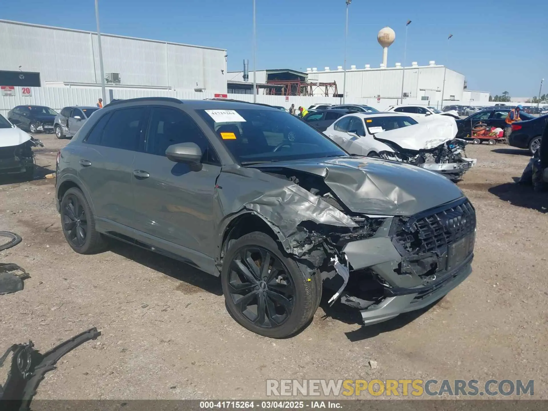 1 Фотография поврежденного автомобиля WA1EECF38L1089559 AUDI Q3 2020