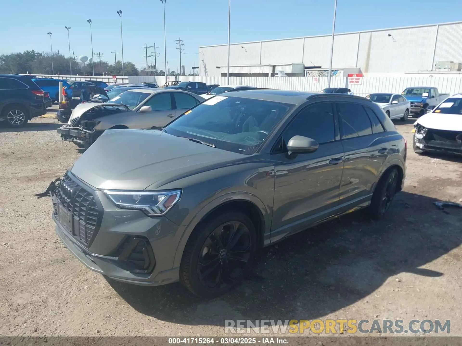 2 Фотография поврежденного автомобиля WA1EECF38L1089559 AUDI Q3 2020