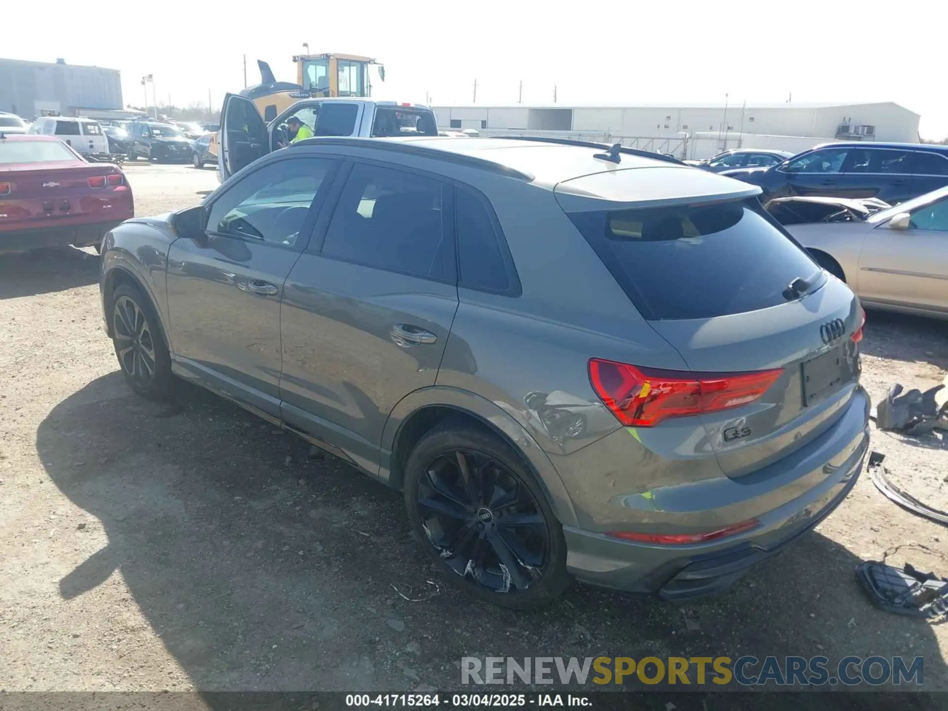 3 Фотография поврежденного автомобиля WA1EECF38L1089559 AUDI Q3 2020