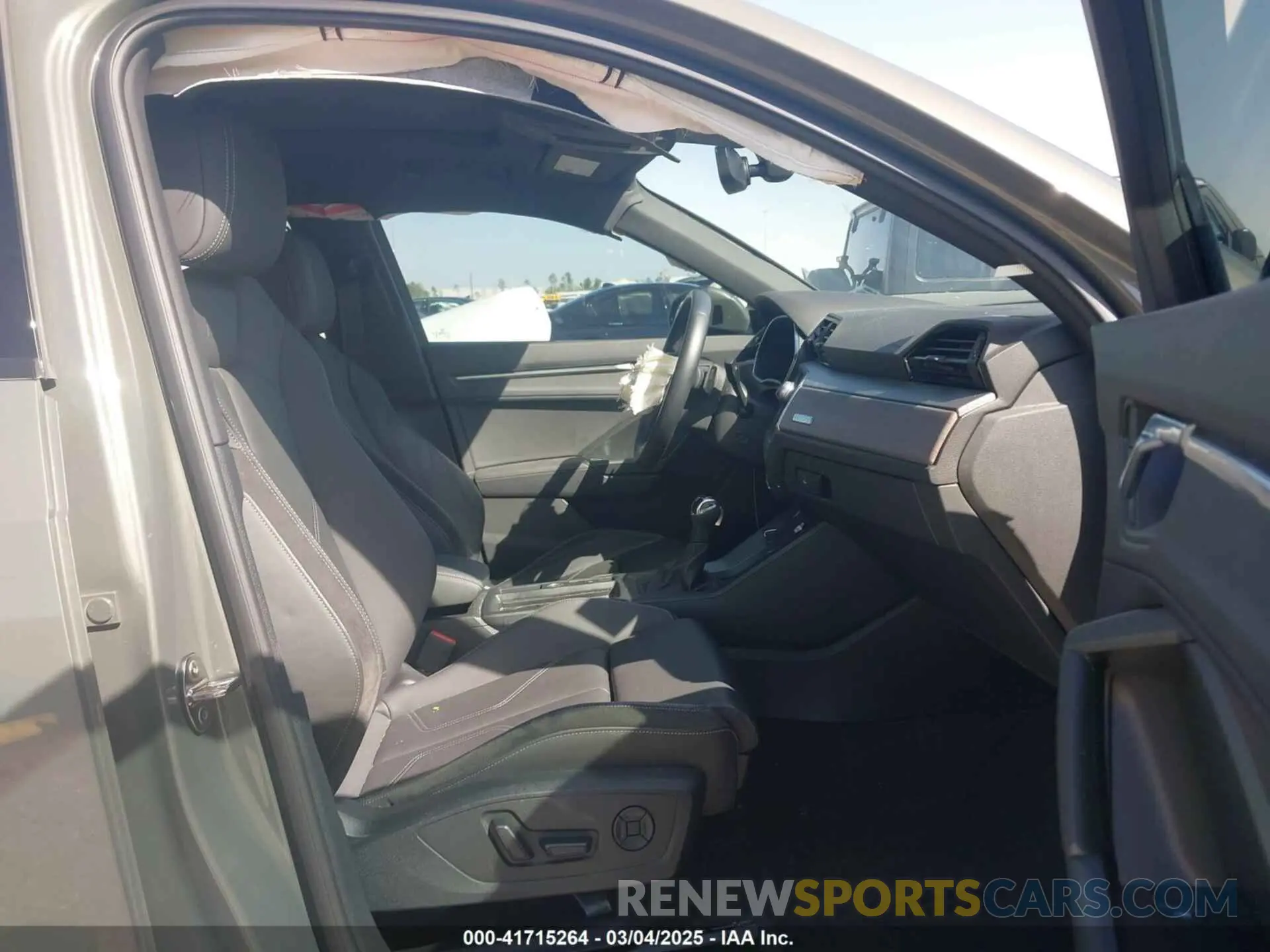 5 Фотография поврежденного автомобиля WA1EECF38L1089559 AUDI Q3 2020