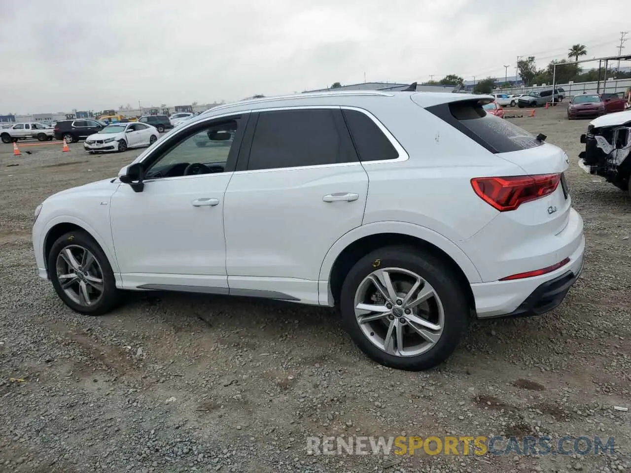 2 Photograph of a damaged car WA1EECF38L1103850 AUDI Q3 2020