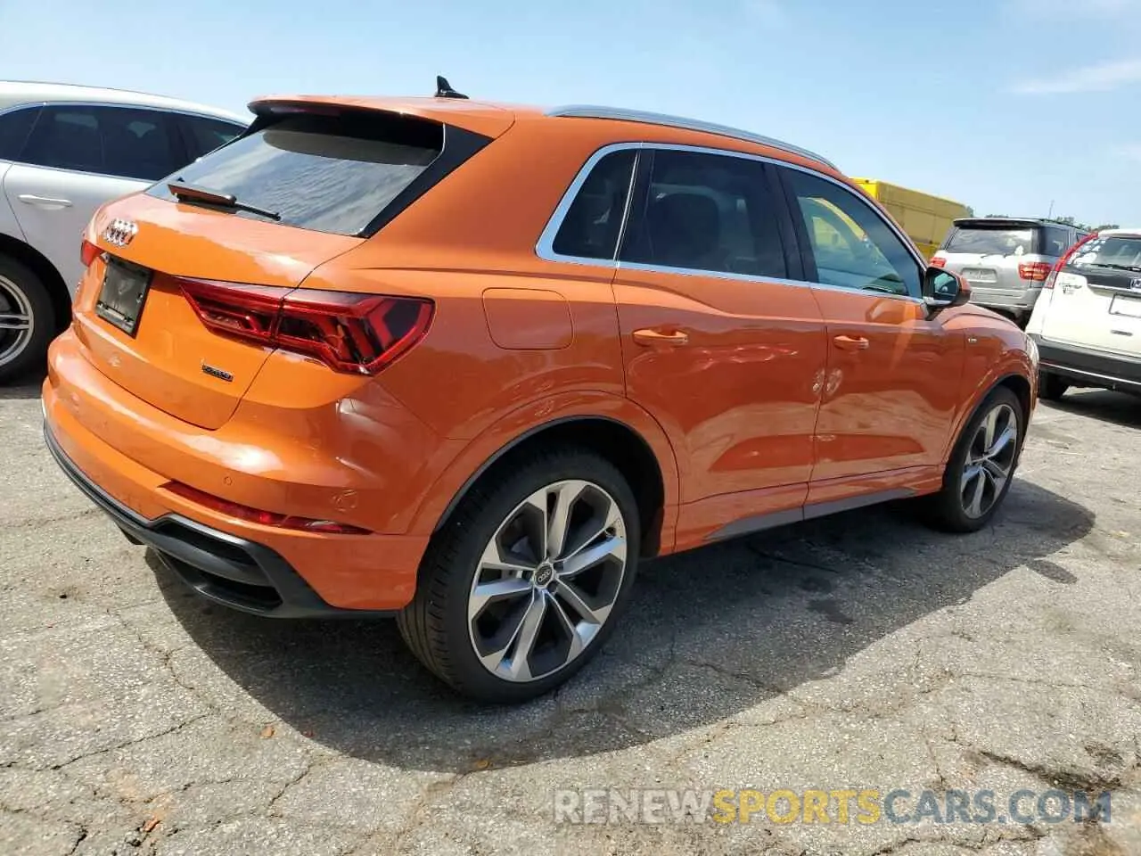 3 Фотография поврежденного автомобиля WA1EECF39L1119457 AUDI Q3 2020
