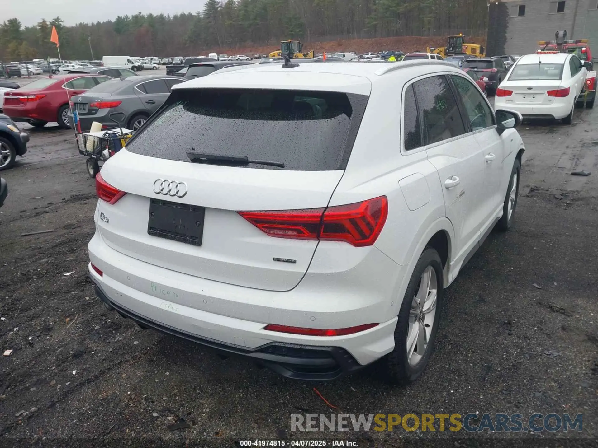 4 Фотография поврежденного автомобиля WA1FECF32L1105422 AUDI Q3 2020